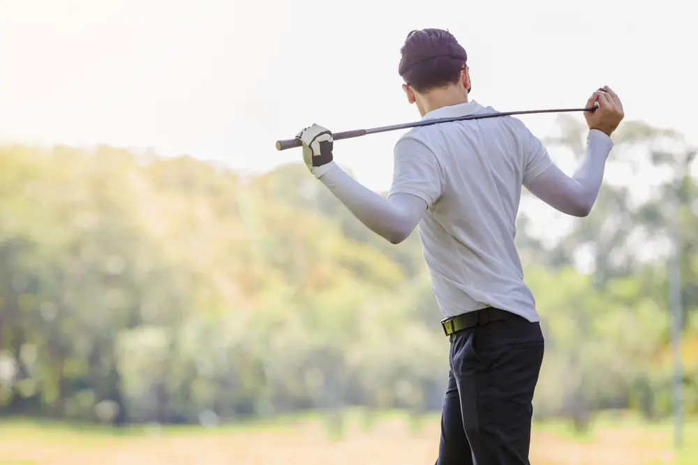 How to manage pressure at the start of a golf tournament of hole 1 1 pressure at the start of a golf tournament